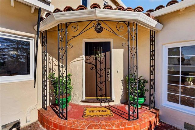 398 Crest Drive, San Jose, CA 95127