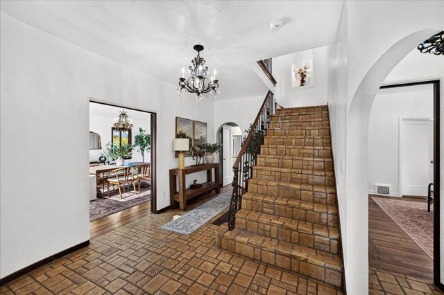 398 Crest Drive, San Jose, CA 95127