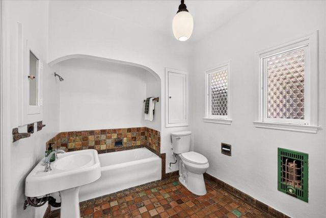 398 Crest Drive, San Jose, CA 95127