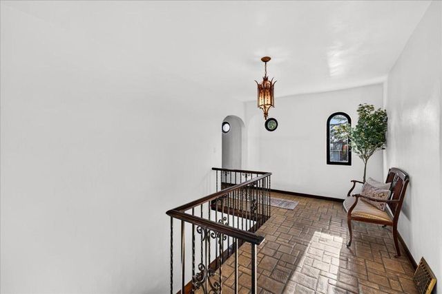 398 Crest Drive, San Jose, CA 95127