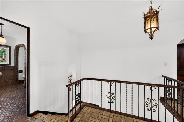 398 Crest Drive, San Jose, CA 95127