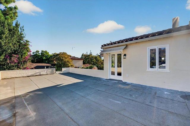398 Crest Drive, San Jose, CA 95127