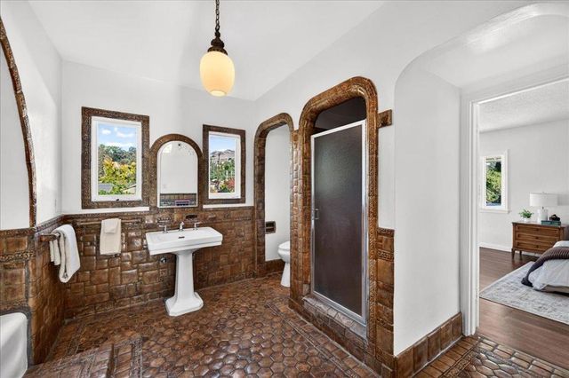 398 Crest Drive, San Jose, CA 95127