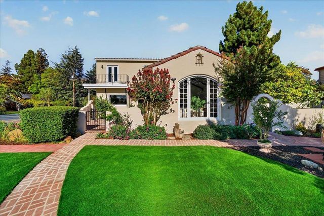 398 Crest Drive, San Jose, CA 95127