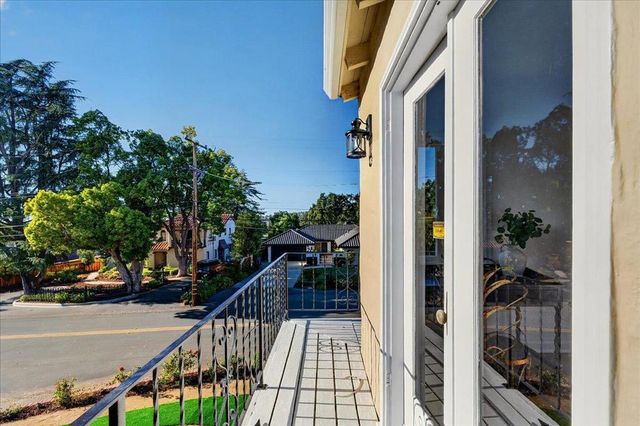 398 Crest Drive, San Jose, CA 95127