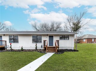 1014 N Hico Street B, Siloam Springs, AR 72761