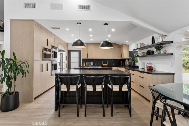5953 Lubao Avenue, Woodland Hills, CA 91367