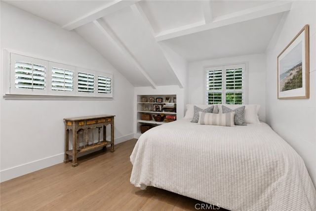 5953 Lubao Avenue, Woodland Hills, CA 91367