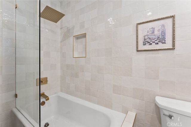 5953 Lubao Avenue, Woodland Hills, CA 91367