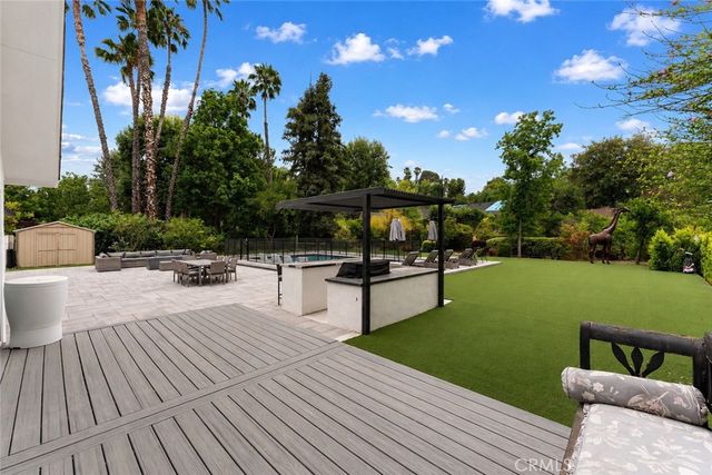 5953 Lubao Avenue, Woodland Hills, CA 91367