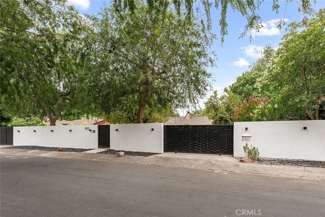 5953 Lubao Avenue, Woodland Hills, CA 91367