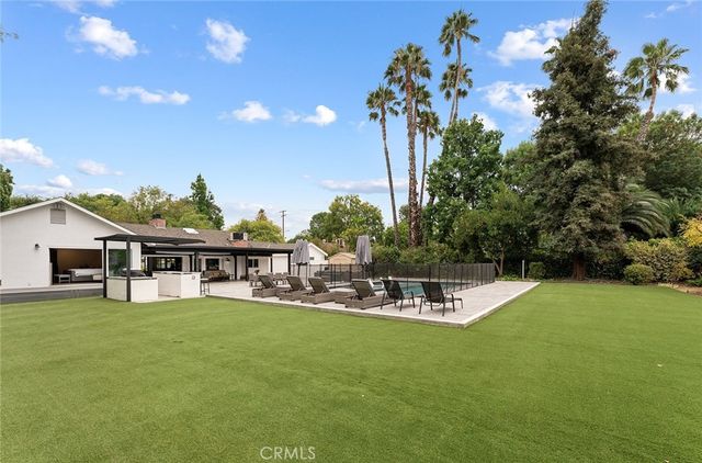 5953 Lubao Avenue, Woodland Hills, CA 91367
