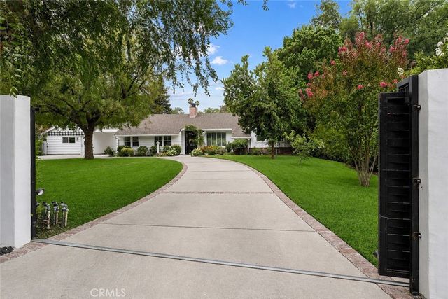 5953 Lubao Avenue, Woodland Hills, CA 91367