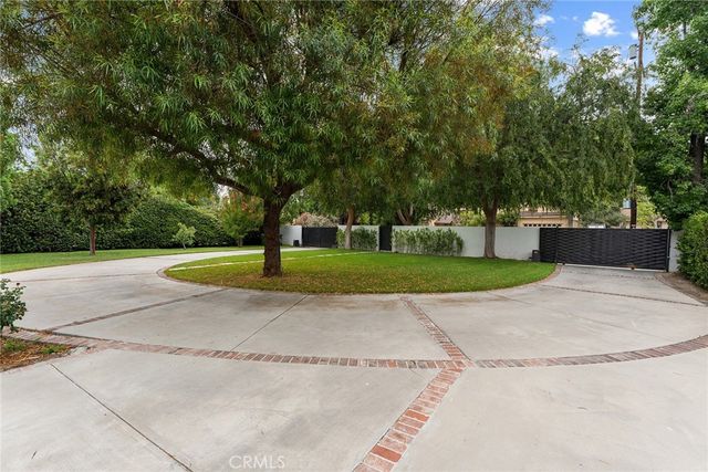 5953 Lubao Avenue, Woodland Hills, CA 91367