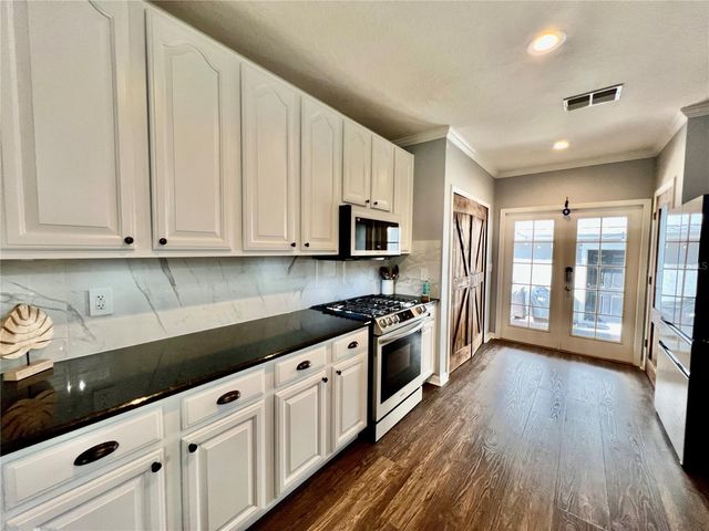 16112 LONEOAK VIEW DRIVE, Lithia, FL 33547
