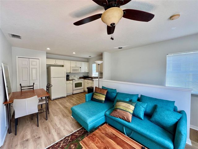 16112 LONEOAK VIEW DRIVE, Lithia, FL 33547