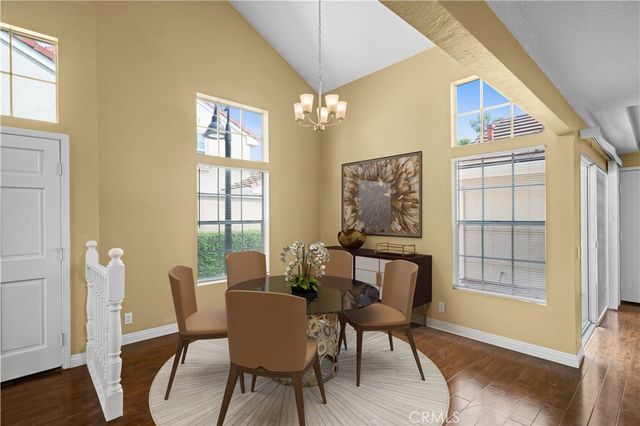 34 Oxford 36, Irvine, CA 92612