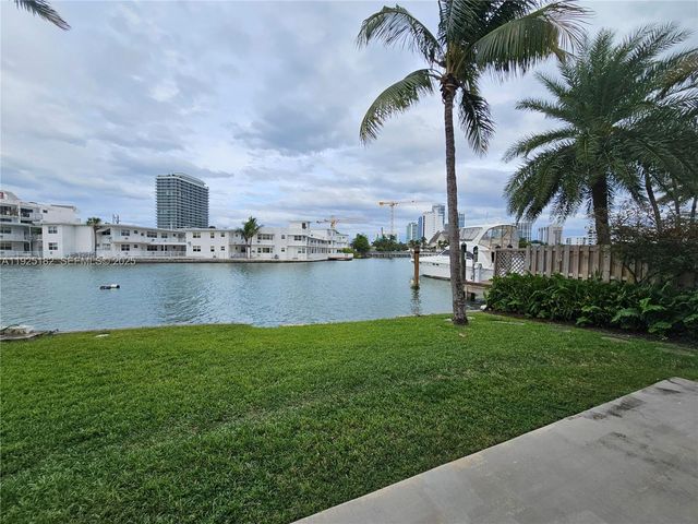 6905 Bay Dr 16, Miami Beach, FL 33141