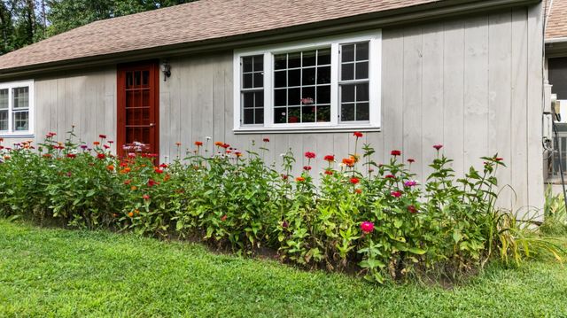 224 S Bennington Road, Bennington, NH 03442