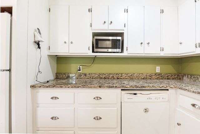 224 S Bennington Road, Bennington, NH 03442