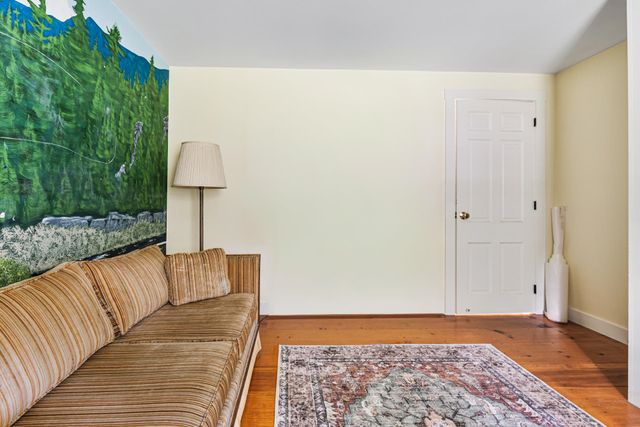 224 S Bennington Road, Bennington, NH 03442