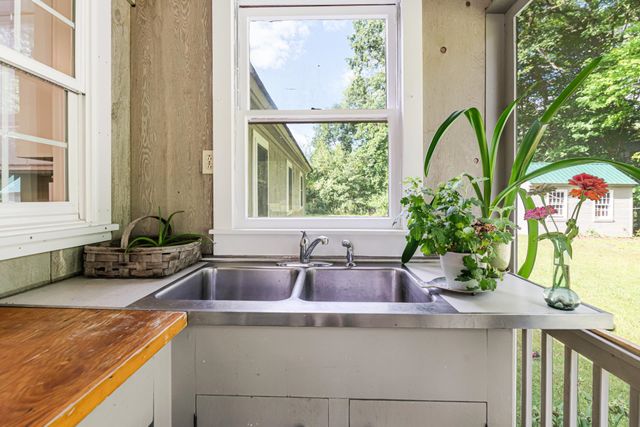 224 S Bennington Road, Bennington, NH 03442