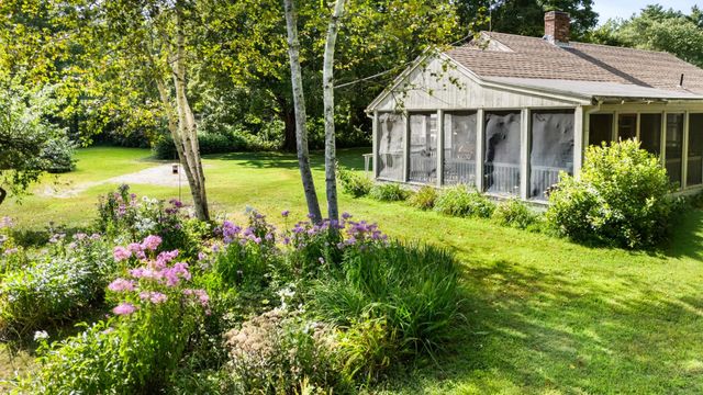 224 S Bennington Road, Bennington, NH 03442