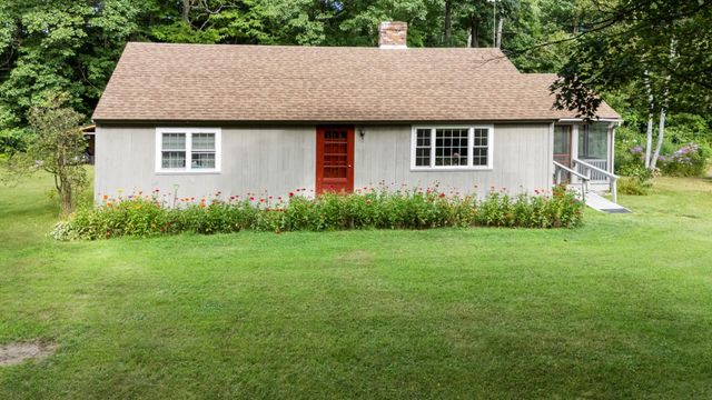 224 S Bennington Road, Bennington, NH 03442