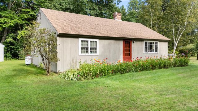224 S Bennington Road, Bennington, NH 03442