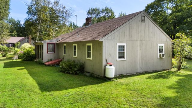 224 S Bennington Road, Bennington, NH 03442
