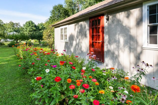 224 S Bennington Road, Bennington, NH 03442