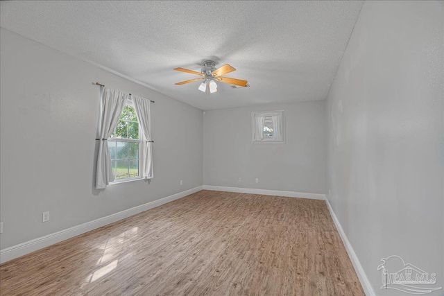 911 N Davis Hwy, Pensacola, FL 32501