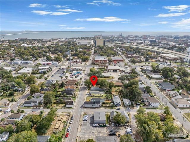 911 N Davis Hwy, Pensacola, FL 32501
