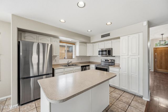 4512 E Mossman Road, Phoenix, AZ 85050