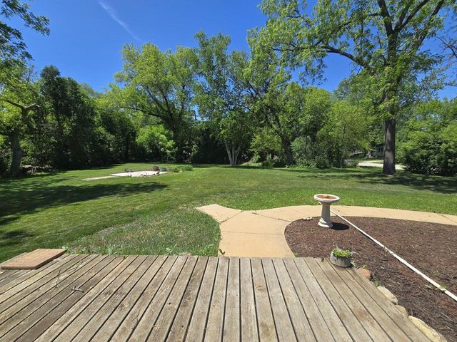 1705 S Calhoun ROAD, New Berlin, WI 53151