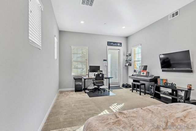 21512 Harmony Village Drive, Escondido, CA 92029