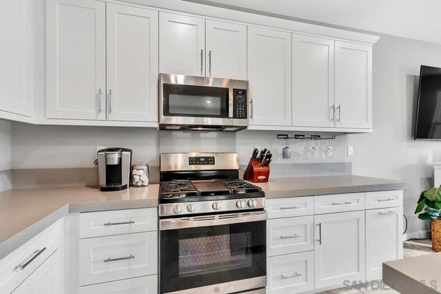 21512 Harmony Village Drive, Escondido, CA 92029