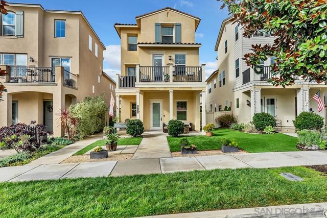 21512 Harmony Village Drive, Escondido, CA 92029