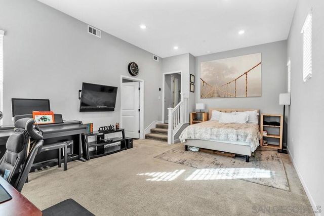 21512 Harmony Village Drive, Escondido, CA 92029