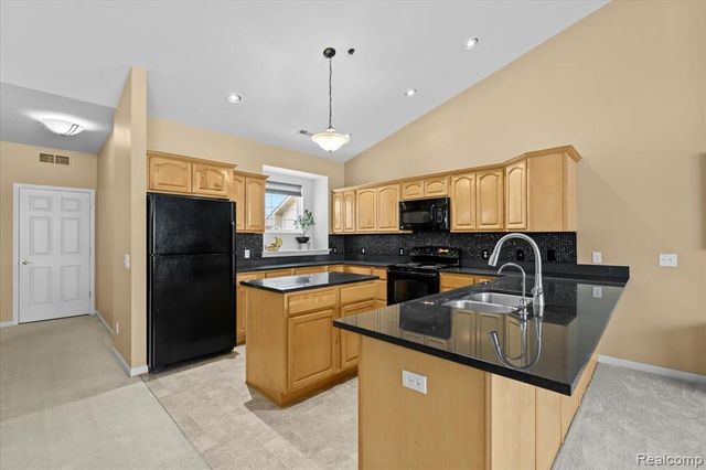 5901 High Point Court, Brighton, MI 48116