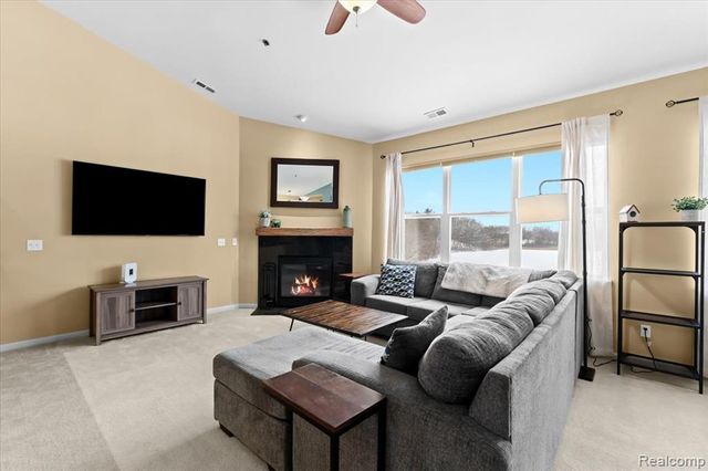 5901 High Point Court, Brighton, MI 48116