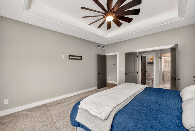 909 NW Mils Court, Ankeny, IA 50023