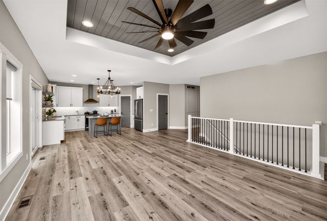 909 NW Mils Court, Ankeny, IA 50023