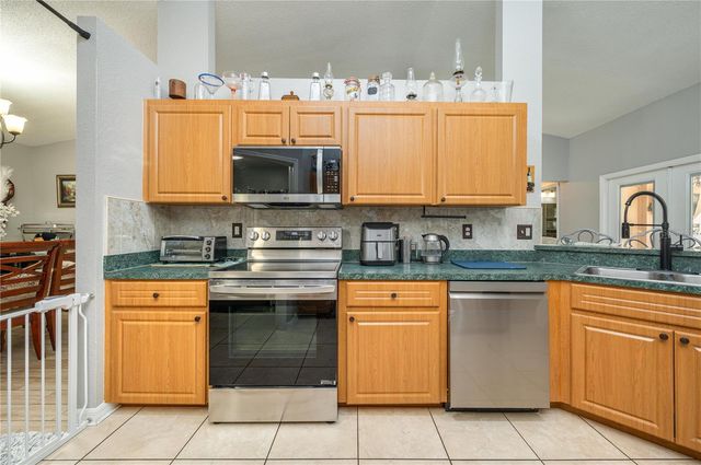 1773 GREY FOX DRIVE, Lakeland, FL 33810