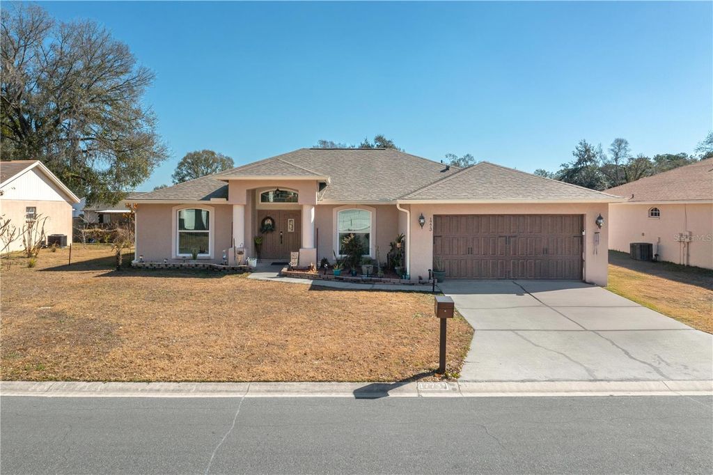 Image 1 of property listing at 1773 GREY FOX DRIVE, Lakeland, FL 33810