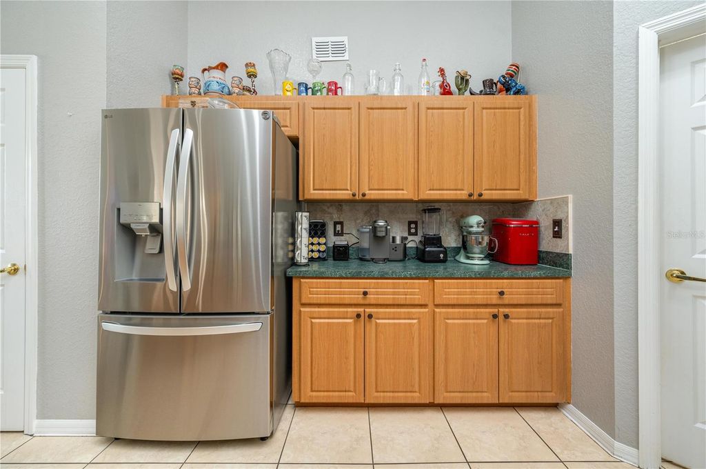 Image 10 of property listing at 1773 GREY FOX DRIVE, Lakeland, FL 33810