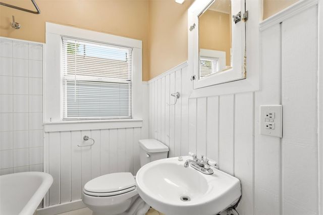 2223 Singleton Street, Houston, TX 77008