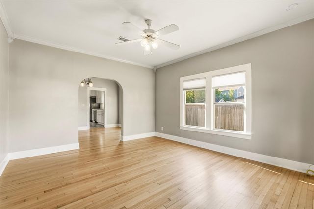 2223 Singleton Street, Houston, TX 77008