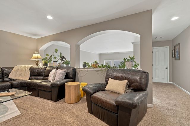412 Victorian Park Cir, Franklin, TN 37067