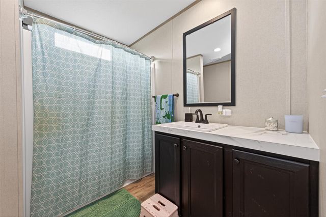 1375 Road 5735, Cleveland, TX 77327